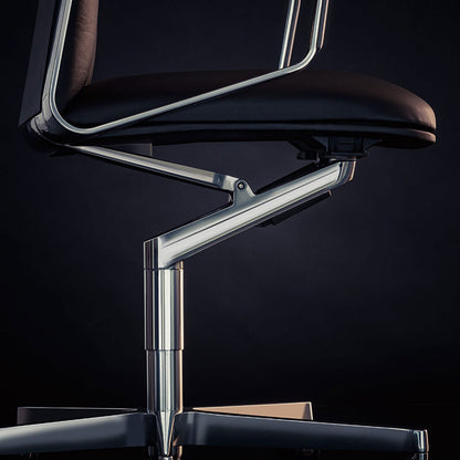 Leadchair Executive High Back | Black 1300 Select Leather