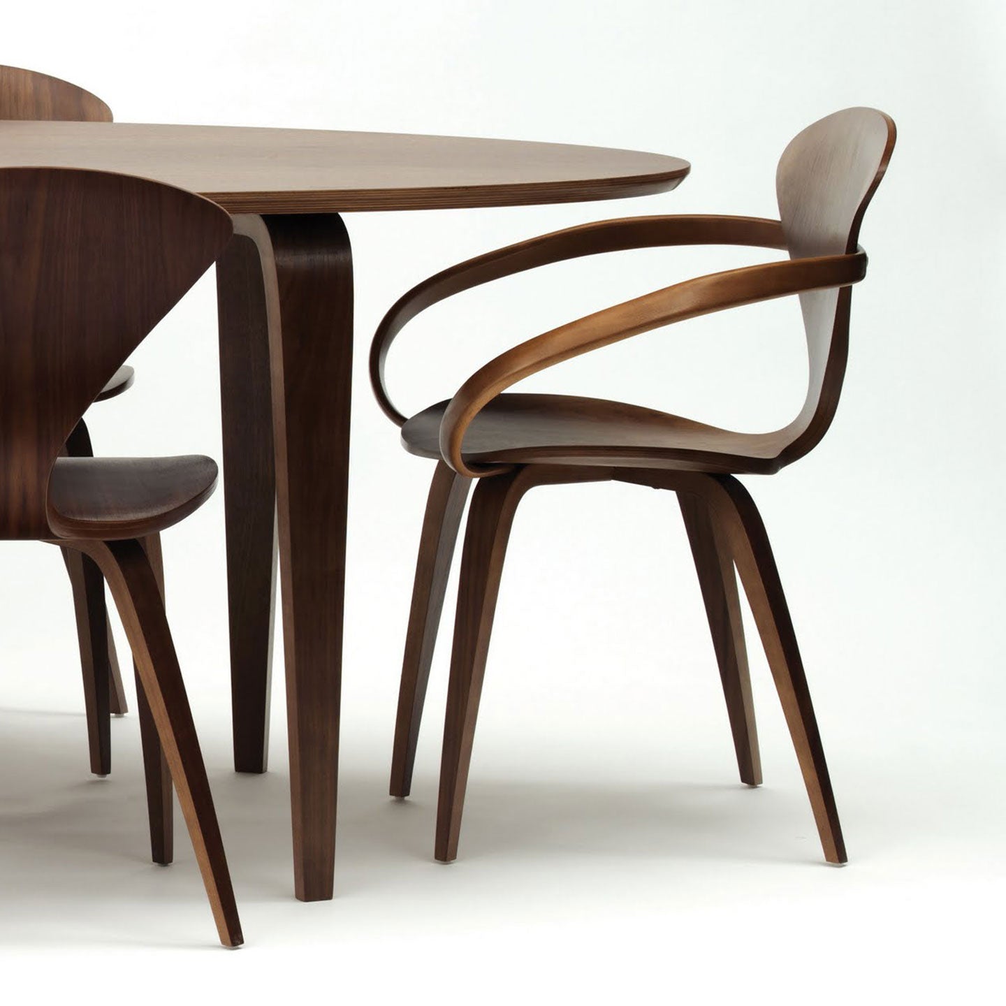 Cherner Armchair | Classic Walnut Veneer Seat and Back