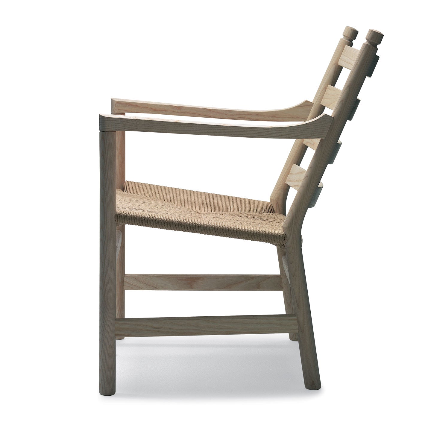 CH44 Lounge Chair | Soaped Oak Frame