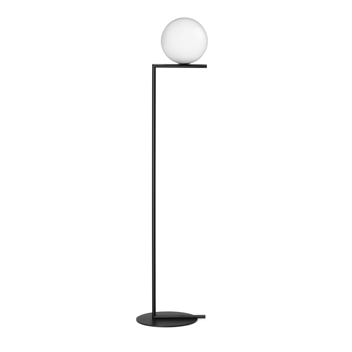 IC F1 Short Floor Lamp | Matt Black