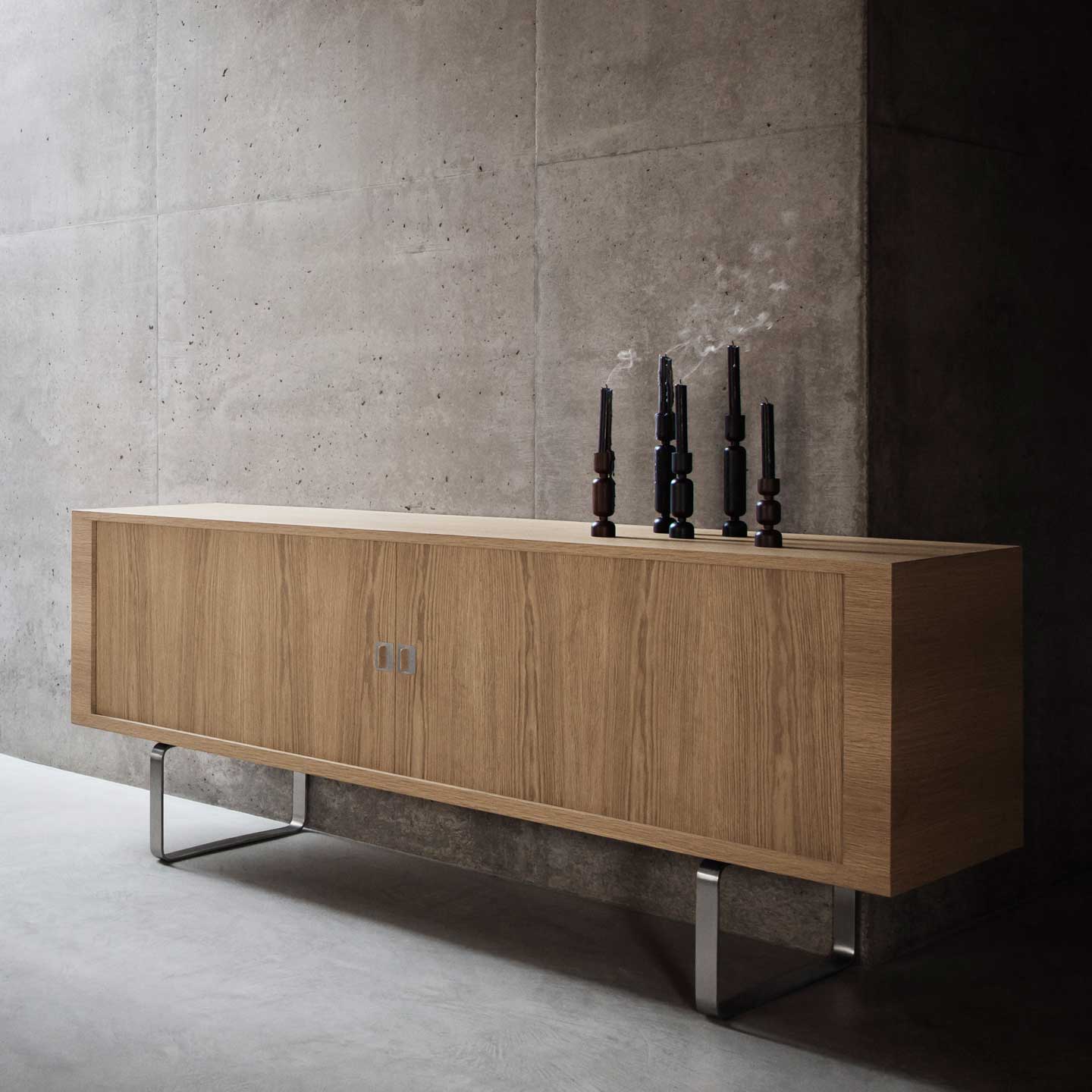 CH825 Credenza | Oiled Oak Carcass