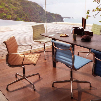 Aluminium Group EA 104 Chair | Blue/Ivory 83 Hopsak Upholstery