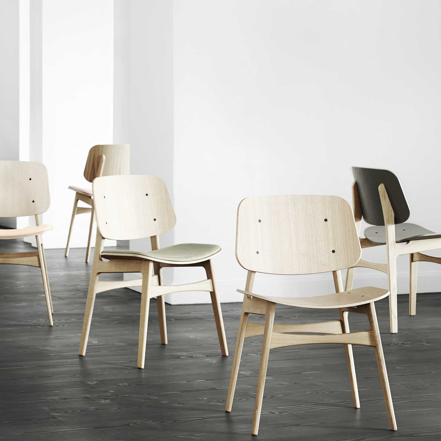 Soborg Chair | Natural Oak Veneer Seat and Back
