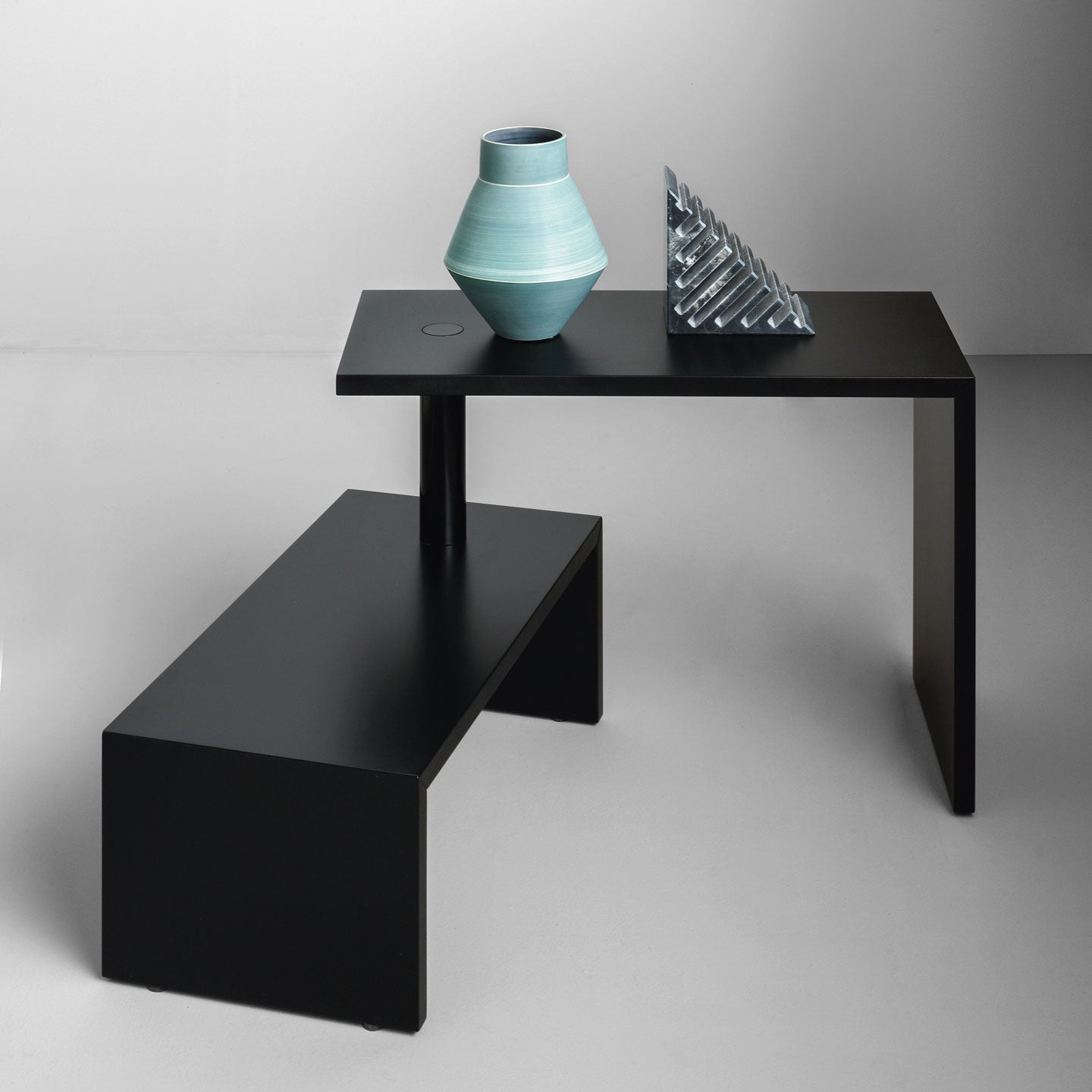 Basello Coffee Table | Black Lacquer