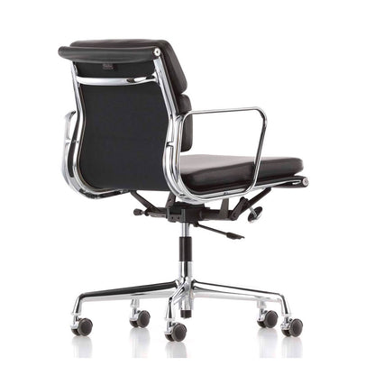 Soft Pad EA 217 Chair | Cosy 02 Fossil Wool Upholstery