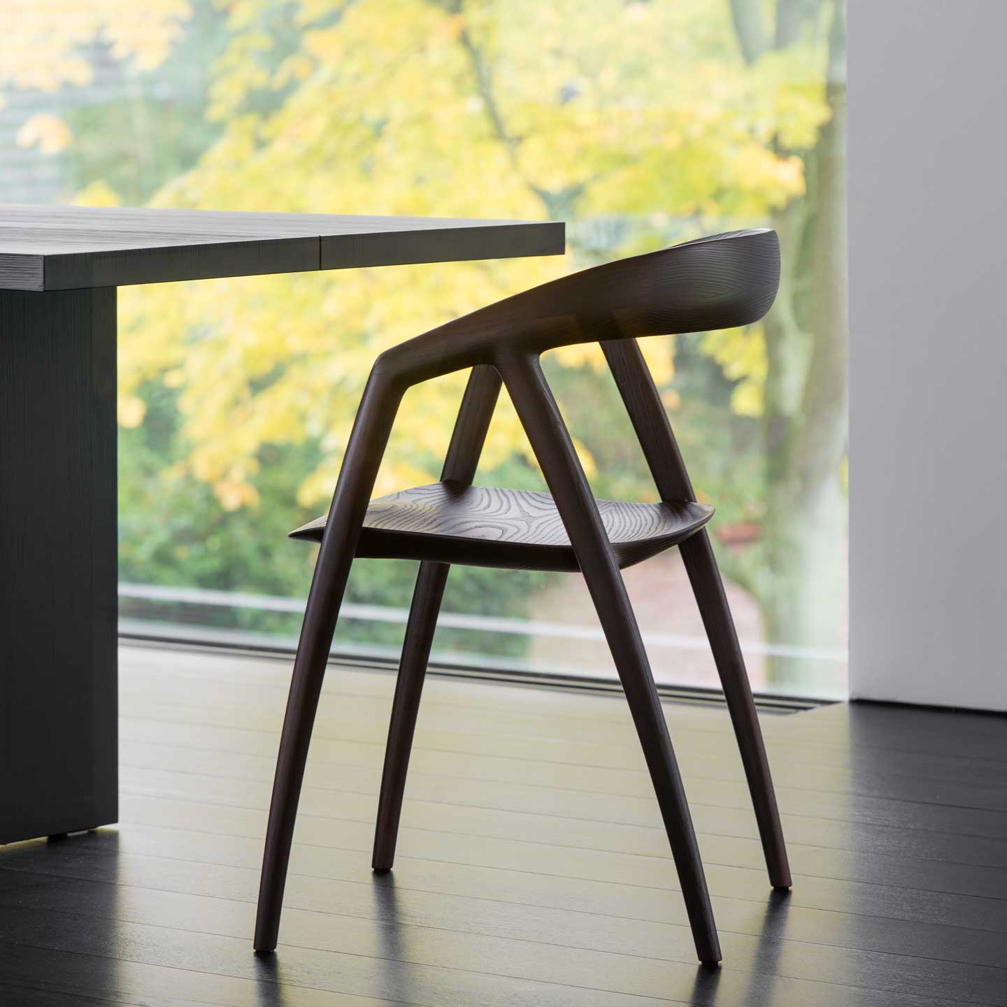 DC09 Dining Chair | Solid Walnut