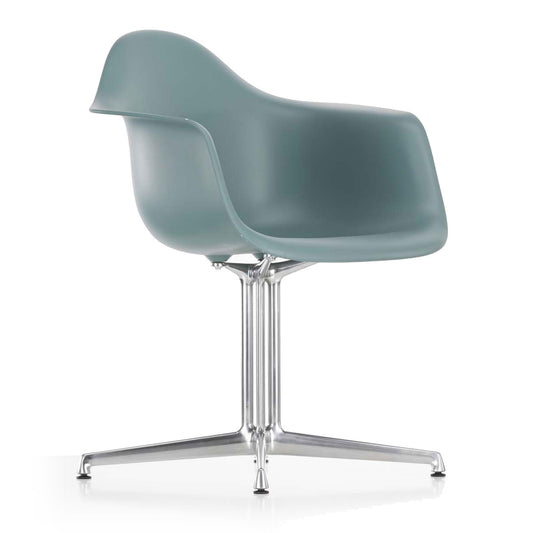 DAL Eames Upholstered Armchair | Blue/Ivory 83 Hopsak with White 04