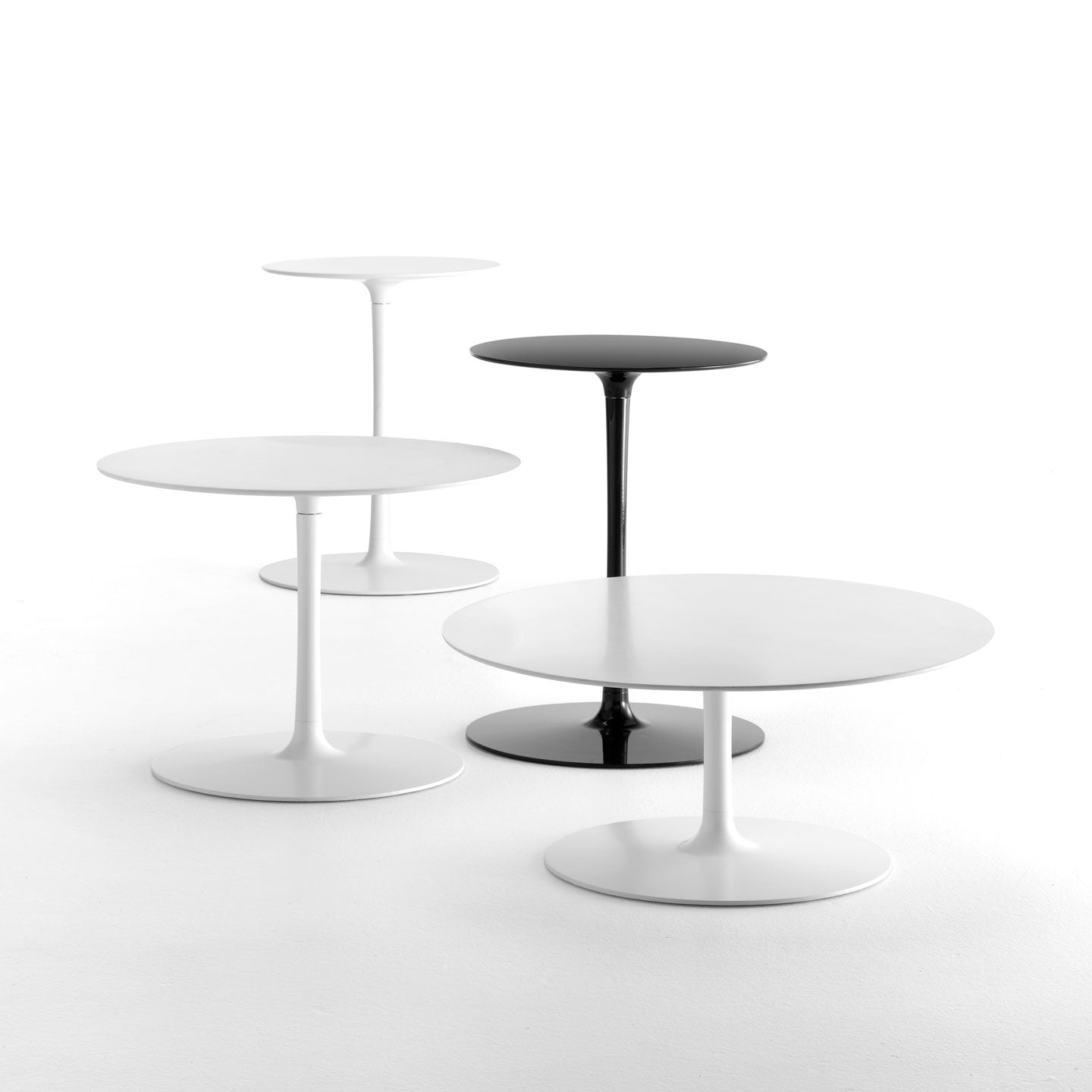 Flow Low Side Table | Matt White Cristalplant