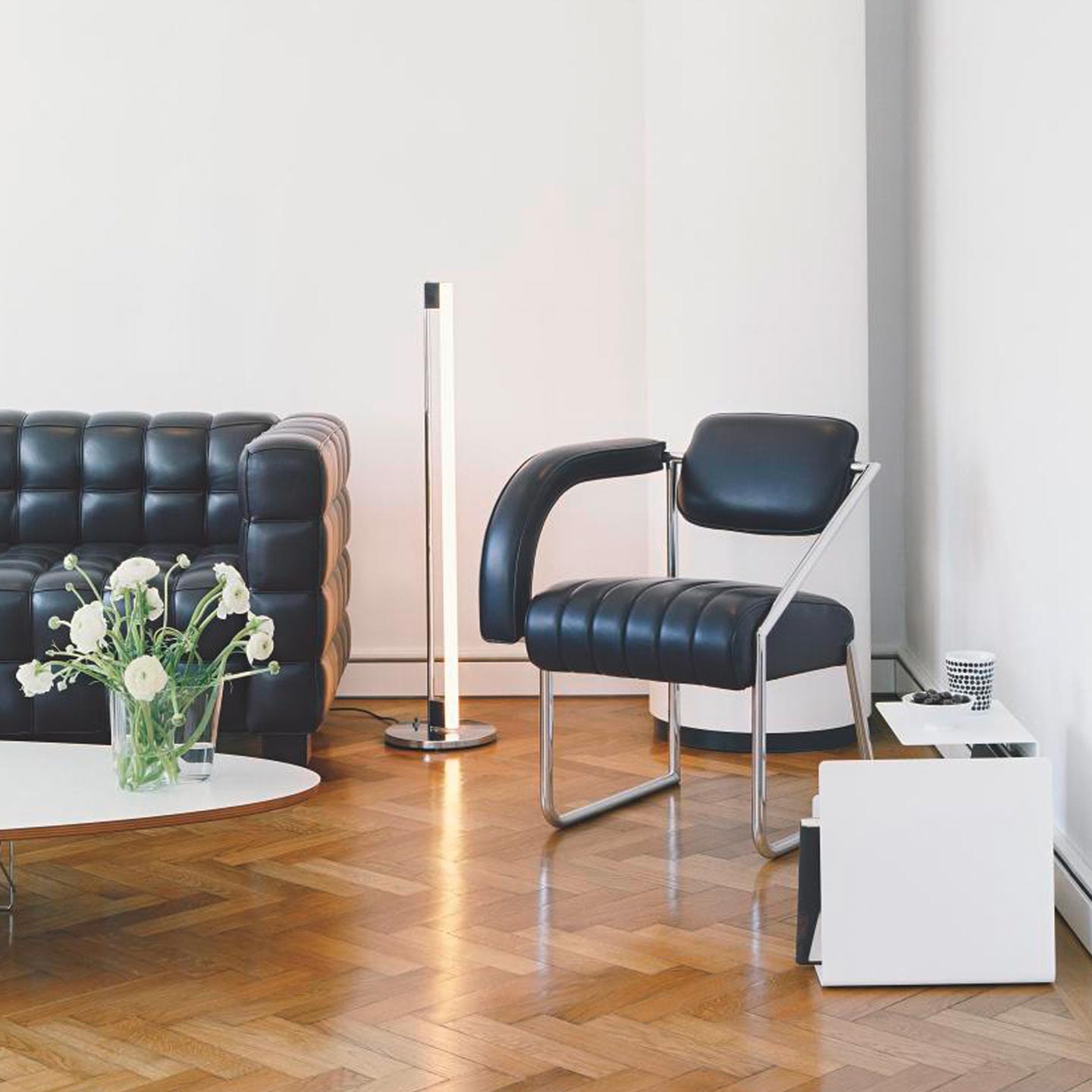 Eileen Gray Non Conformist Chair | Blue Leather