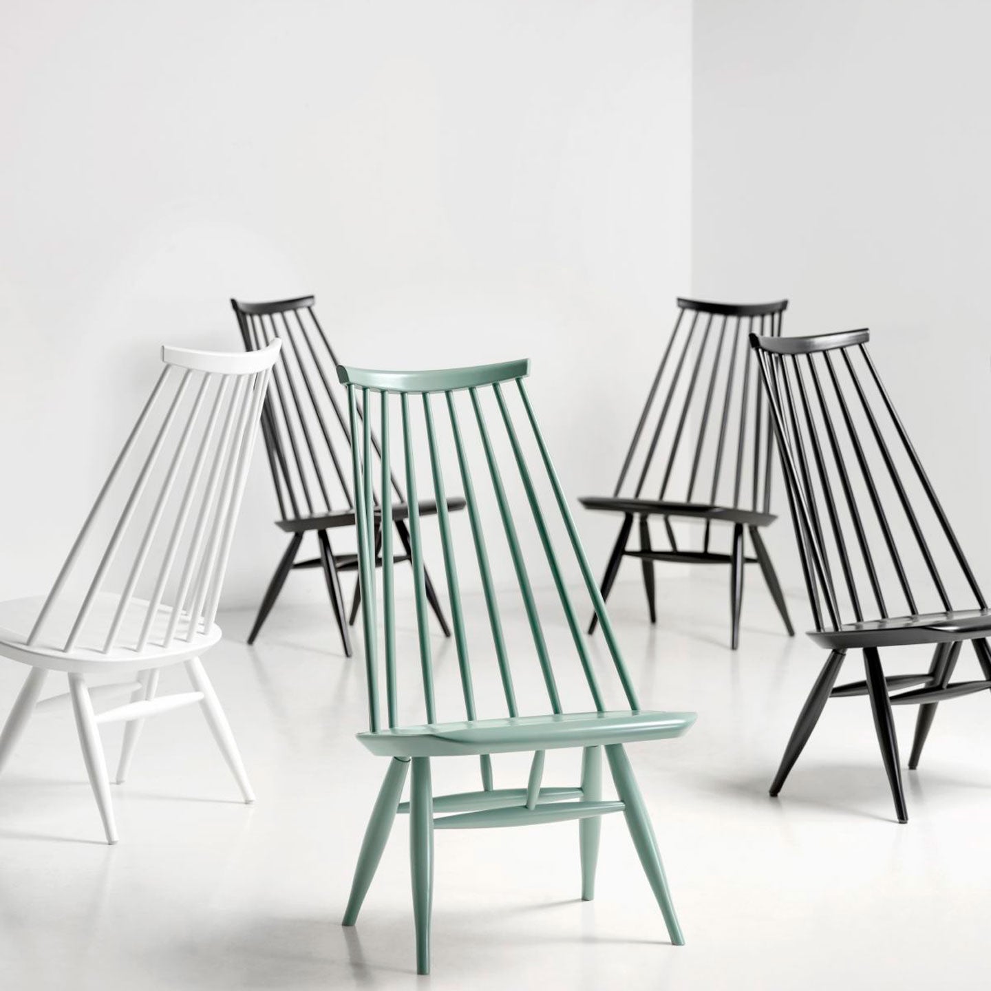 Mademoiselle Lounge Chair | Birch Lacquered White
