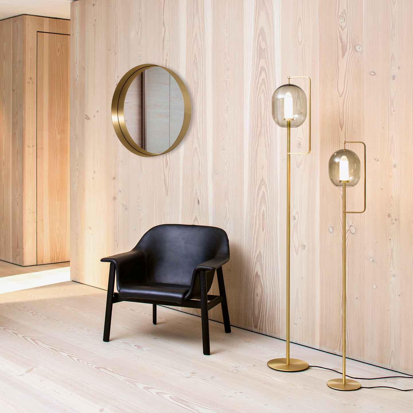 Round Cypris Mirror | Burnished Brass Frame