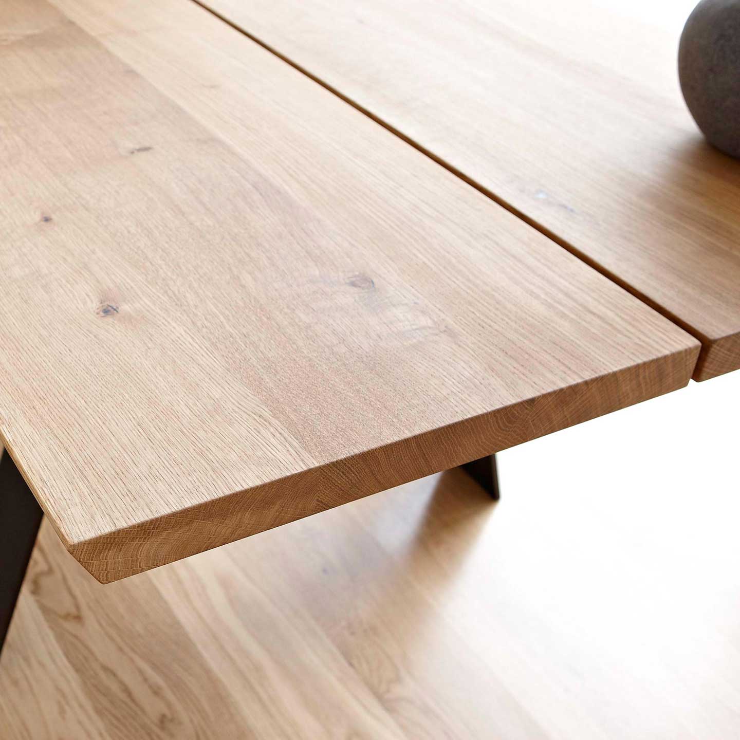 Plank Extending Table 210cm | Solid Oiled Oak Planks