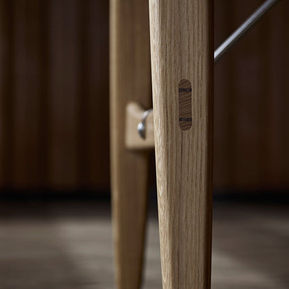 BM1160 Hunting Table | Lacquered Oak Top