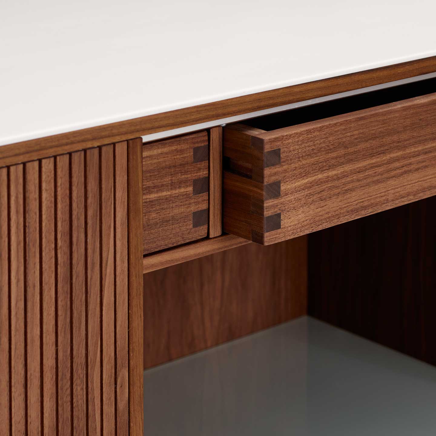 Tambour Cabinet AK2740 | Walnut