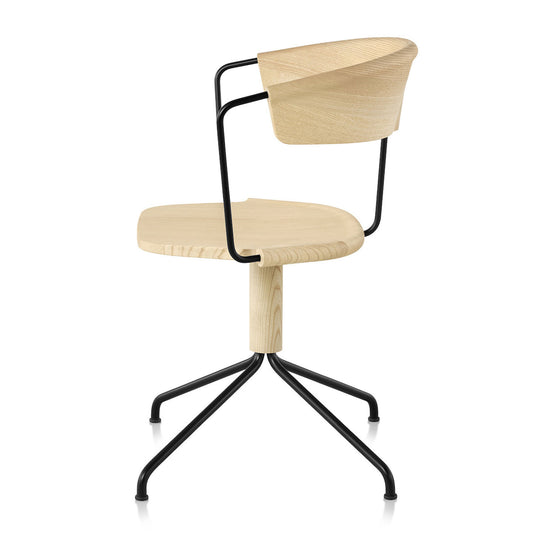 Uncino A Swivel Chair | Natural Ash