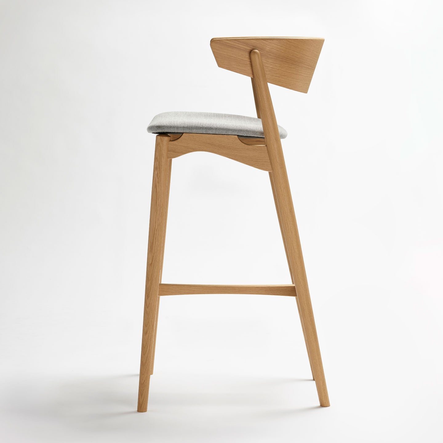 Sibast No 7 Barstool | Light Grey 123 Remix Seat