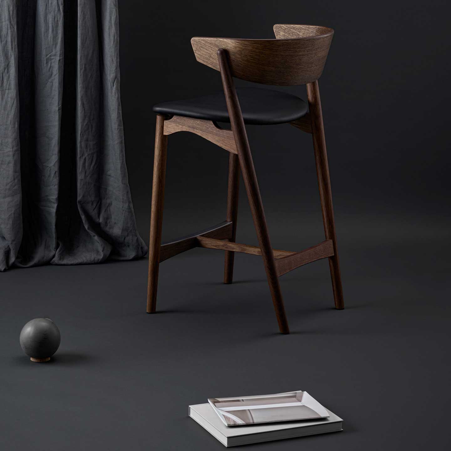 Sibast No 7 Barstool | Anthracite Dune Leather Seat