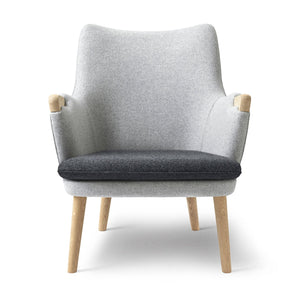 CH71 Lounge Chair | Charcoal 180 Seat Pale Grey 120 Shell Divina Mel