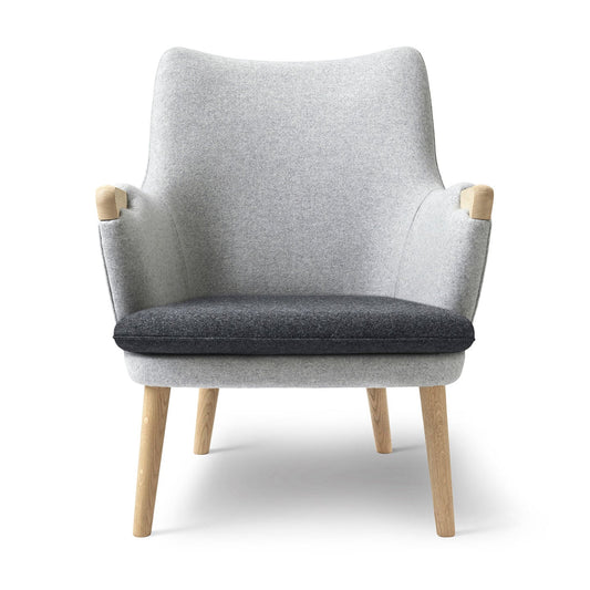 CH71 Lounge Chair | Charcoal 180 Seat Pale Grey 120 Shell Divina Mel