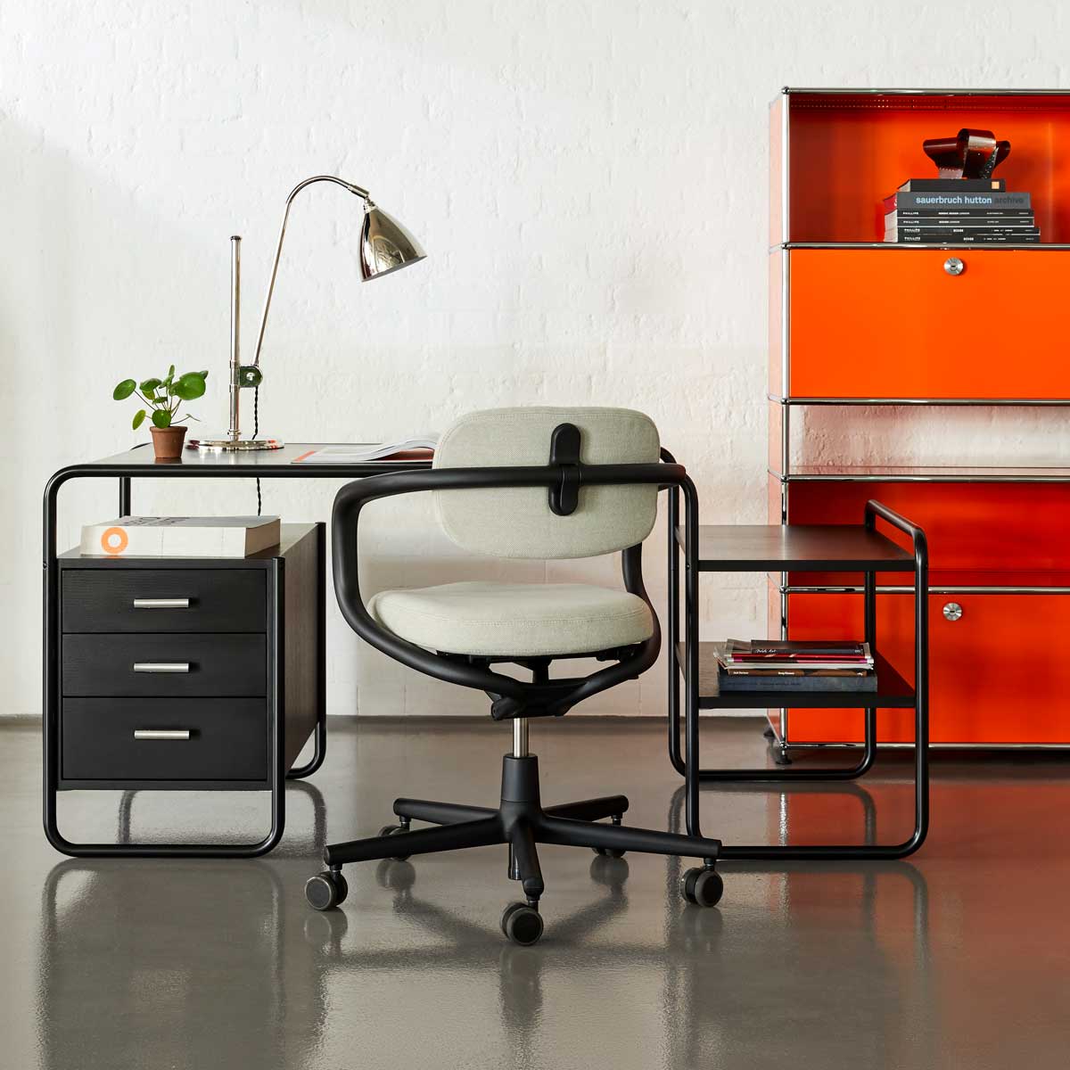 S285 Desk | Black Lacquered Ash
