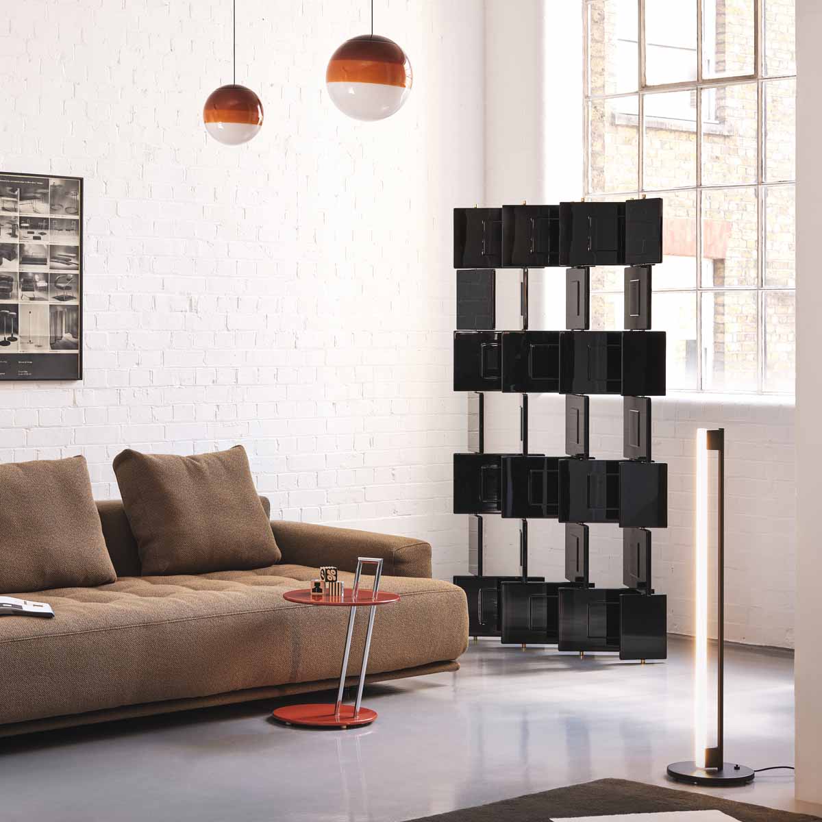 Eileen Gray Brick Screen | Black Hand-lacquered Panels