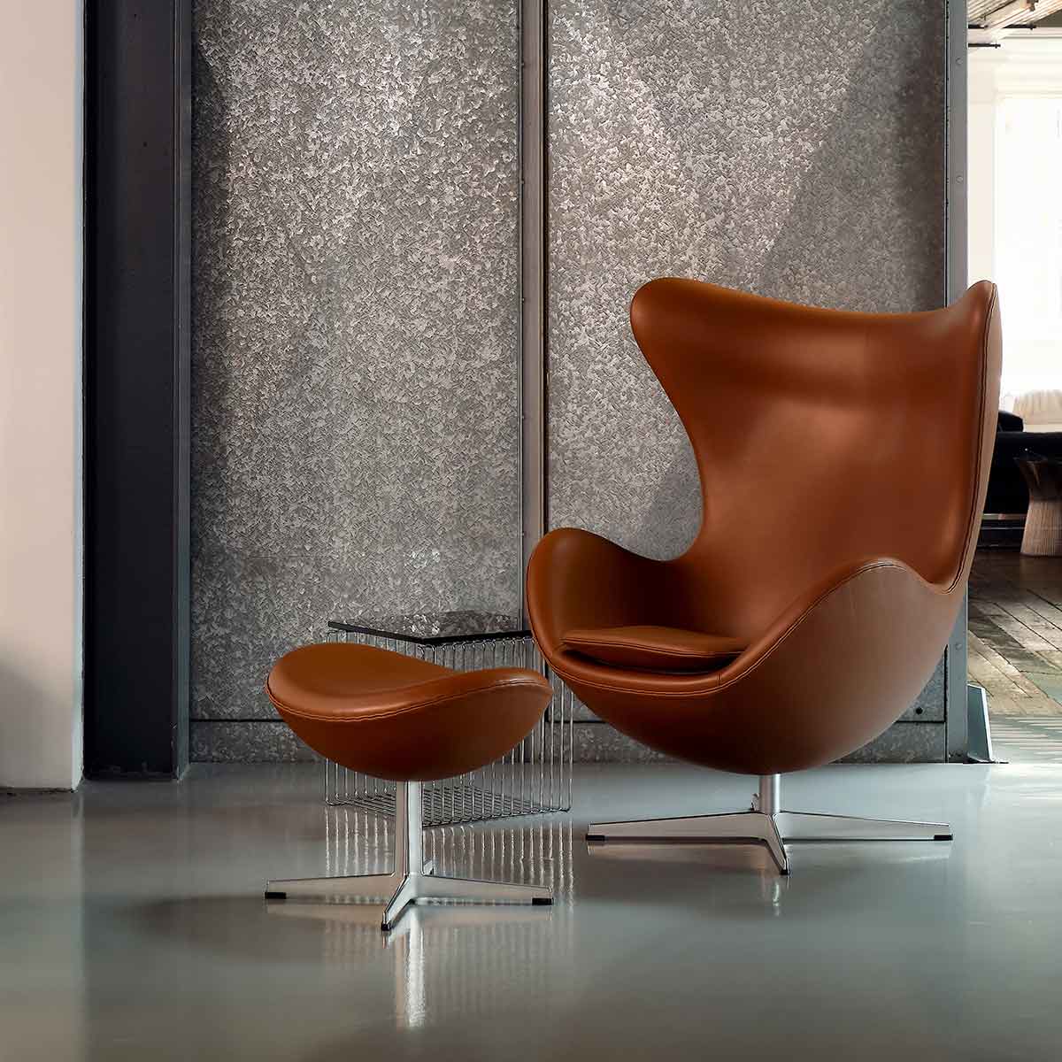 Egg Chair | Walnut Grace Leather Upholstery