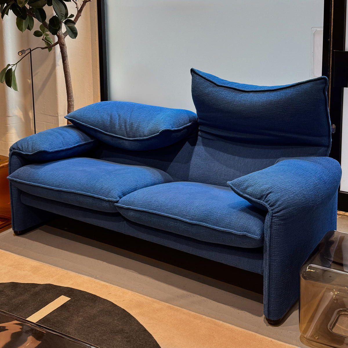 Ex Display Maralunga 40 2 Seat Sofa 1900mm | Lima 13J599 Blue