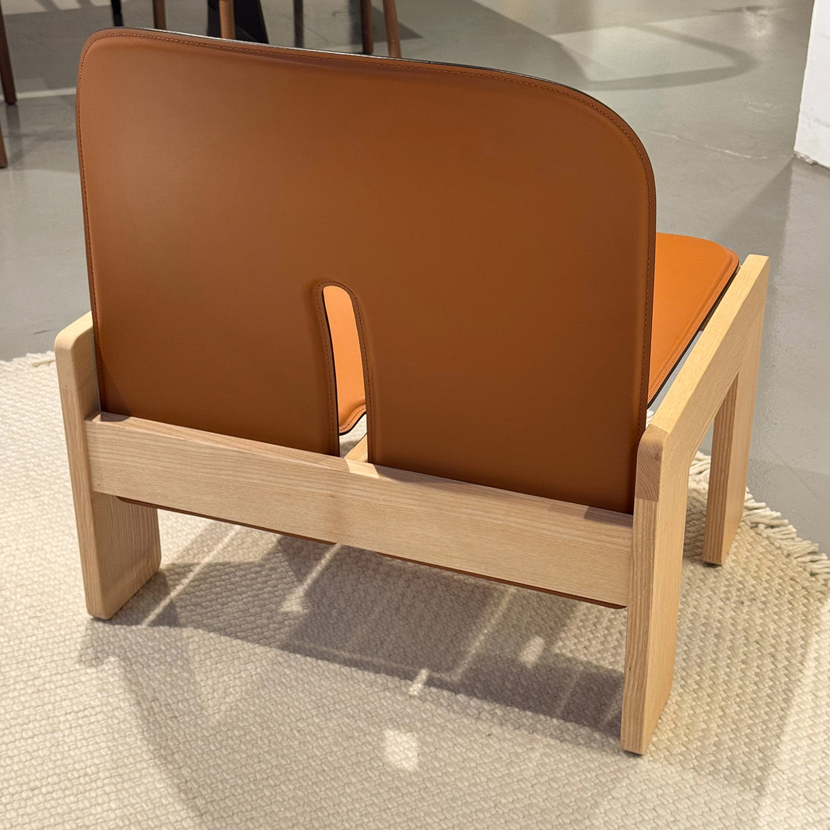 Ex Display Scarpa 925 Lounge Chair | Cognac Saddle Leather Upholstery and Natural Ashwood Frame