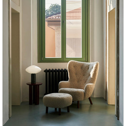 Petra VB3 Lounge Chair | Sheepskin Honey