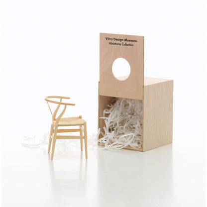 Miniature Wishbone Chair | Miniature Model