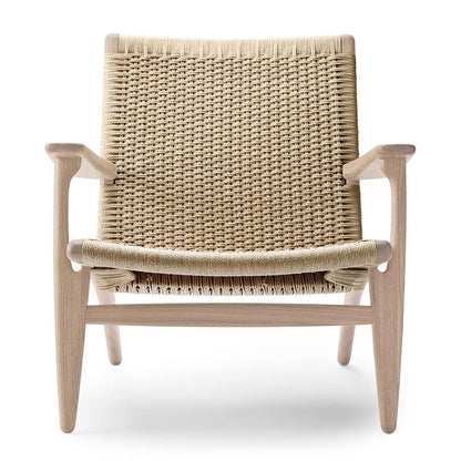 CH25 Chair | Oak Frame Soaped