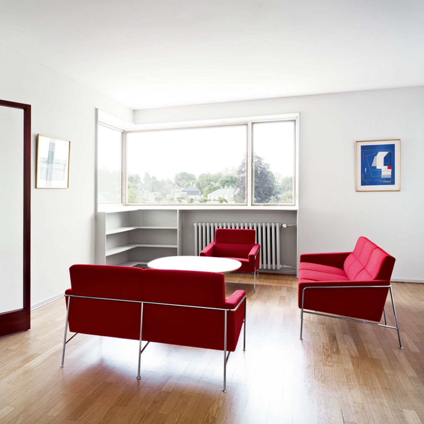 Series 3302 2 Seat Sofa | Divina 623 Red Wool