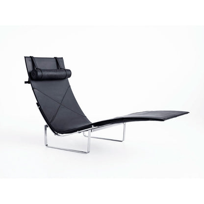 PK24 Chaise Longue | Classic Leather Black