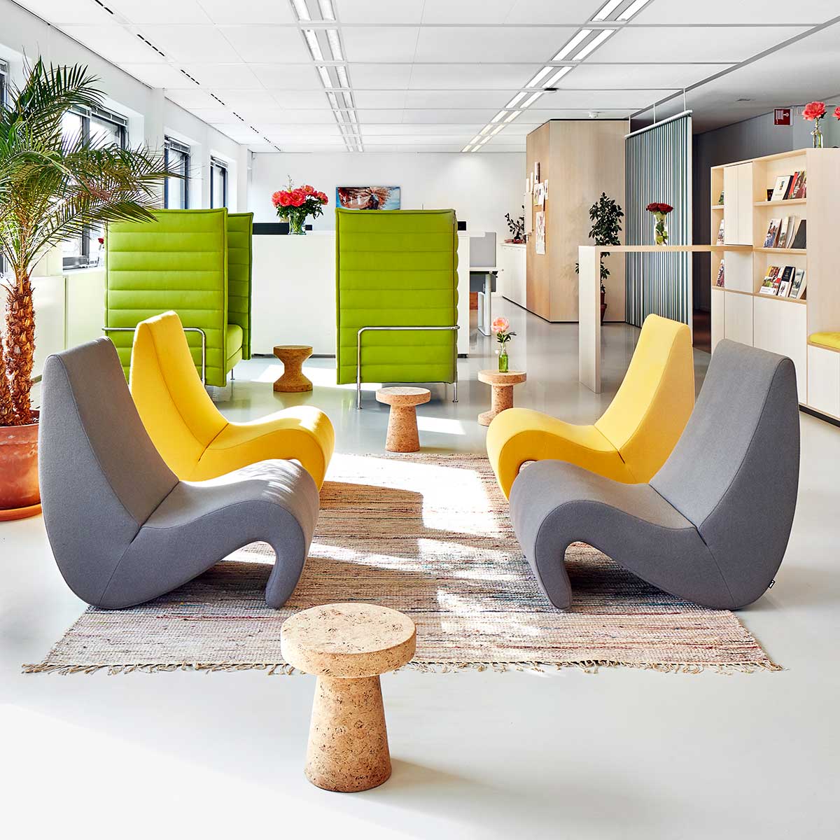 Amoebe Chair | Black Tonus Wool