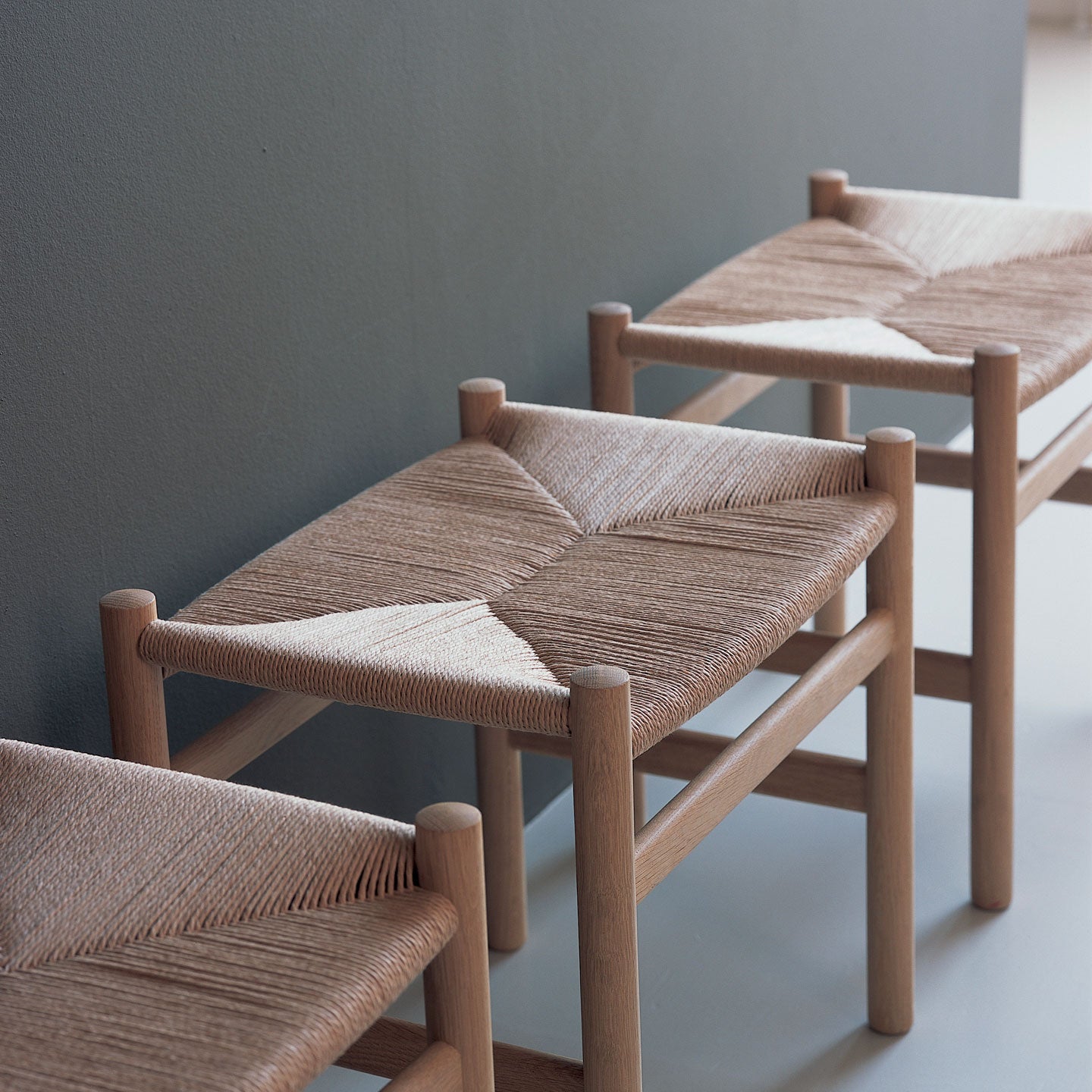 CH53 Stool | Soaped Natural Oak Frame