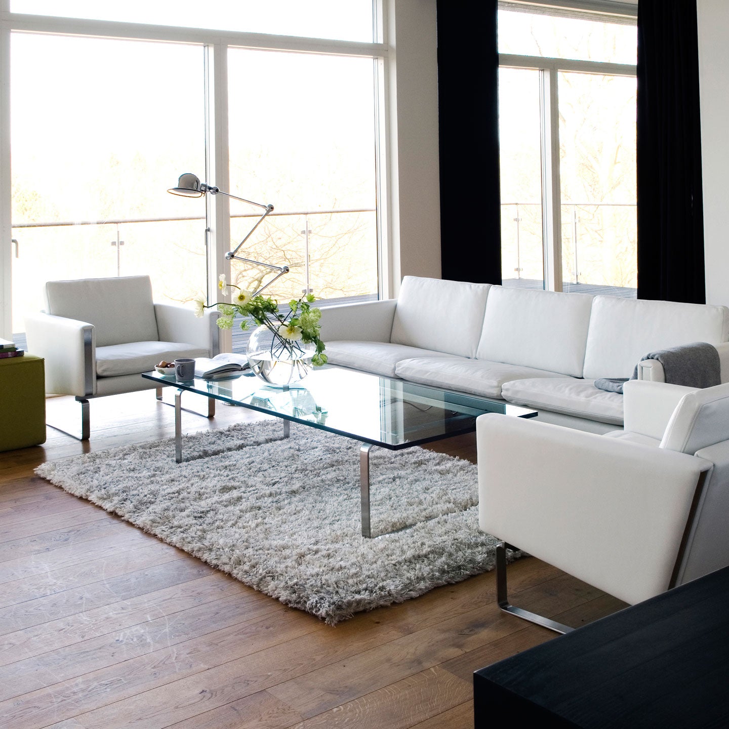 CH101 Armchair | Leather Thor 390 White
