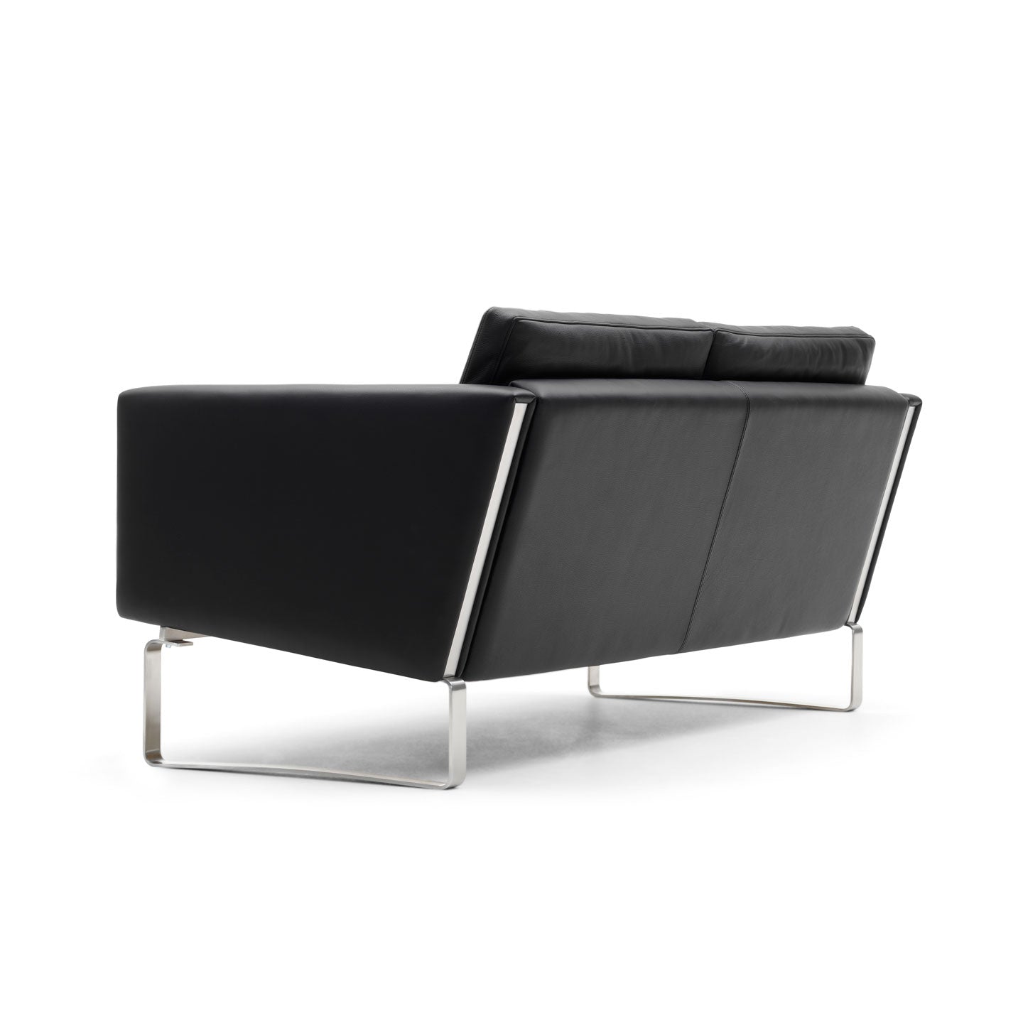 CH102 2 Seat Sofa | Leather Thor 301 Black