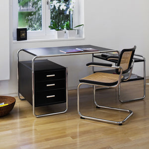 S285 Desk | Black Lacquered Ash
