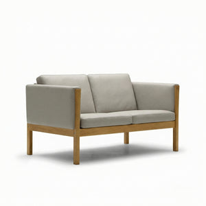 CH162 2 Seat Sofa | Leather Thor 310 Pale Grey - Generated