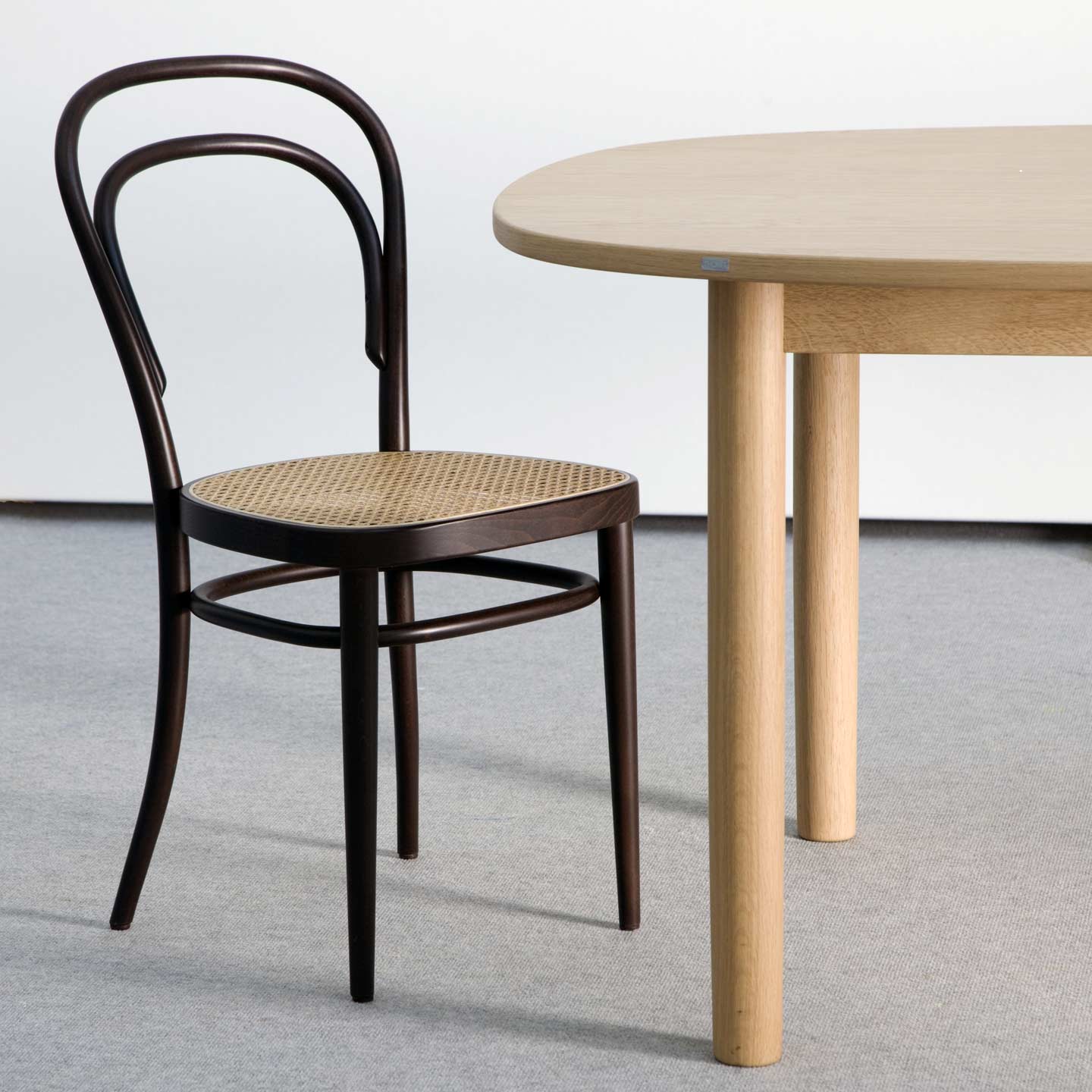 214 Bentwood Chair | Walnut Stained Beech Wood TP24