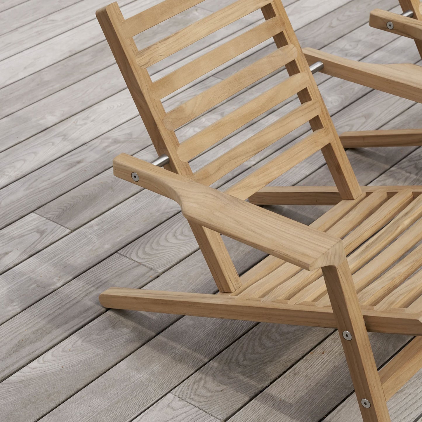 AH603 Outdoor Deck Chair | Untreated Teak
