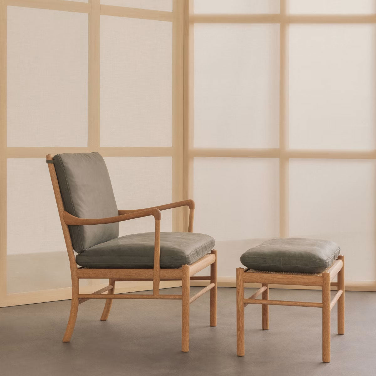 OW149 Colonial Chair | Jade Terra Leather
