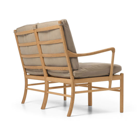 OW149-2 Colonial Sofa | Marble Terra Leather