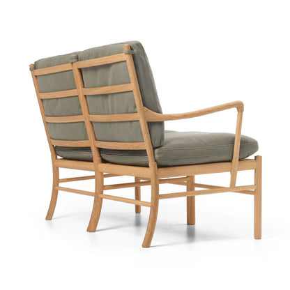 OW149-2 Colonial Sofa | Jade Terra Leather
