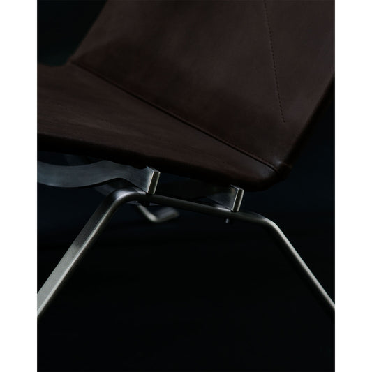PK22 Easy Chair | Dark Brown Haze Leather Upholstery