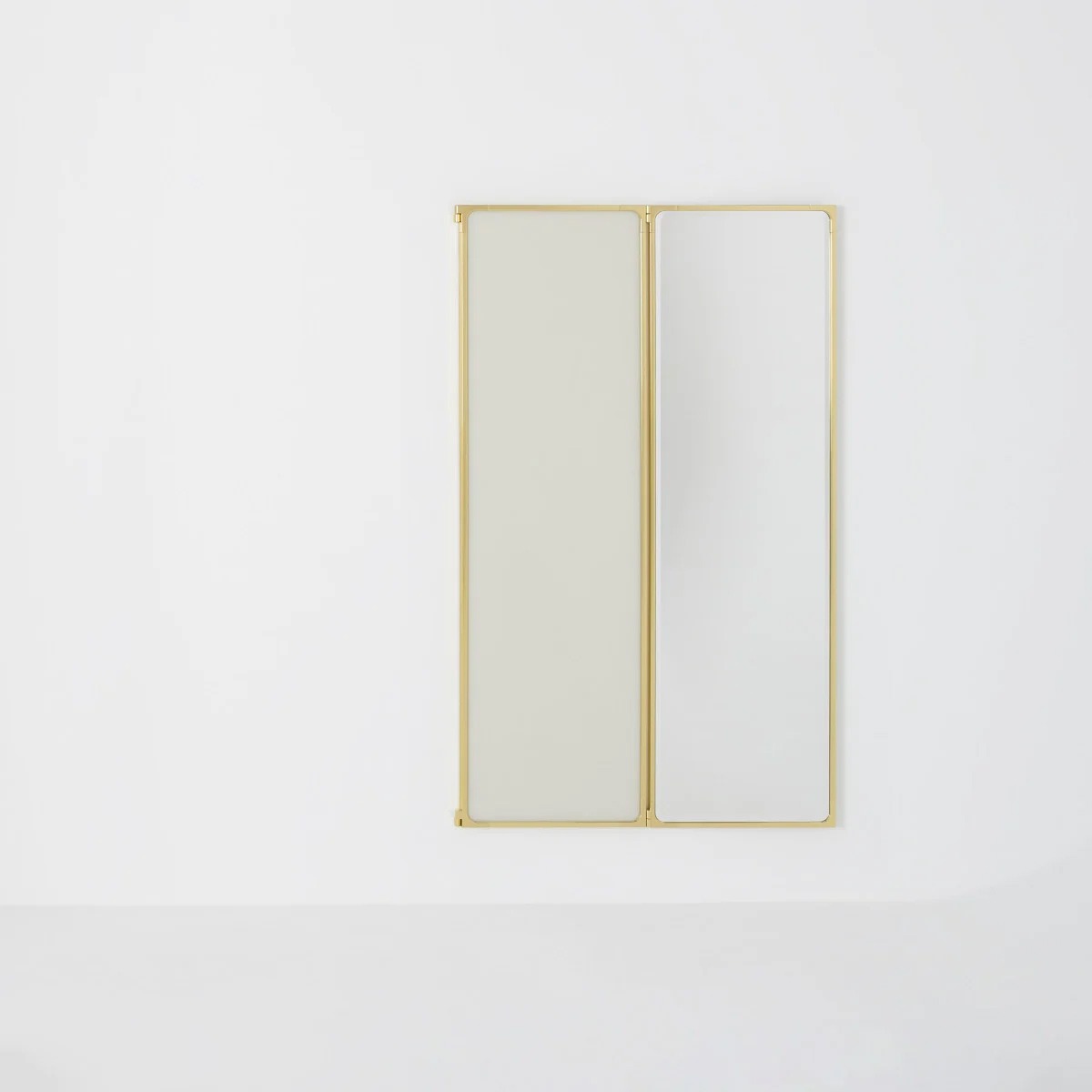 Como Mirror 3 Panel Tall | Glossy Brass Frame
