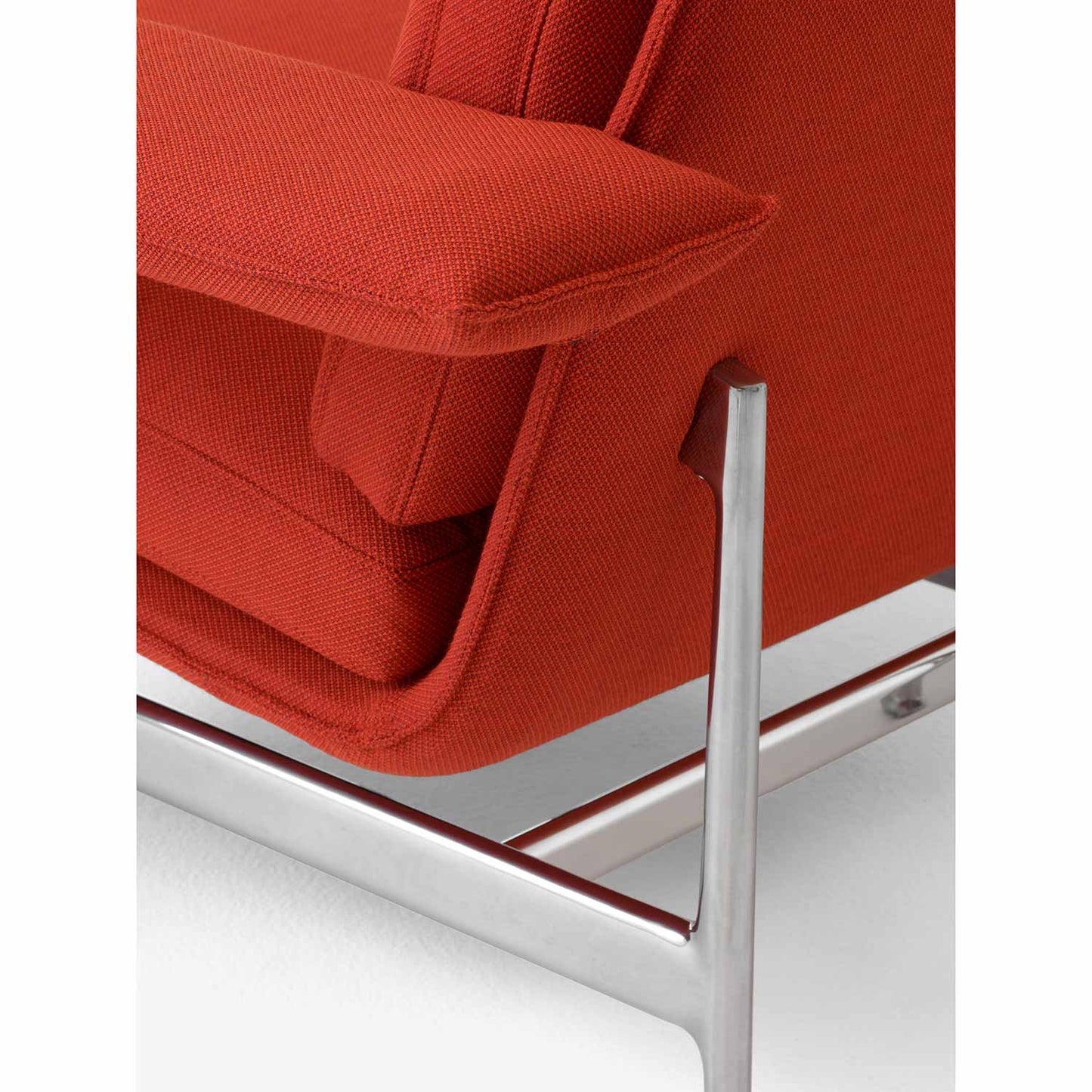 Meantime AV29 Lounge Chair | Red 571 Fiord Fabric Upholstery