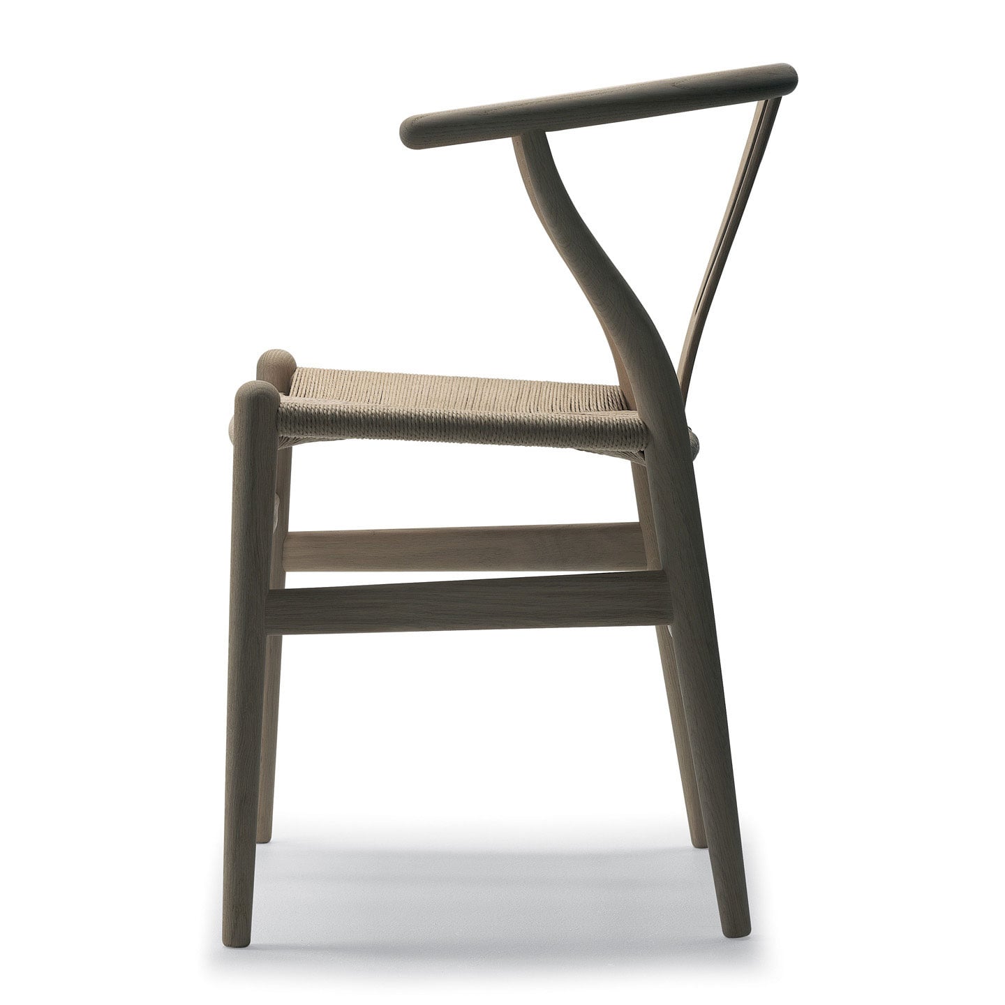 CH24 Wishbone Chair | Oak Frame White Pigmented Oil Finish