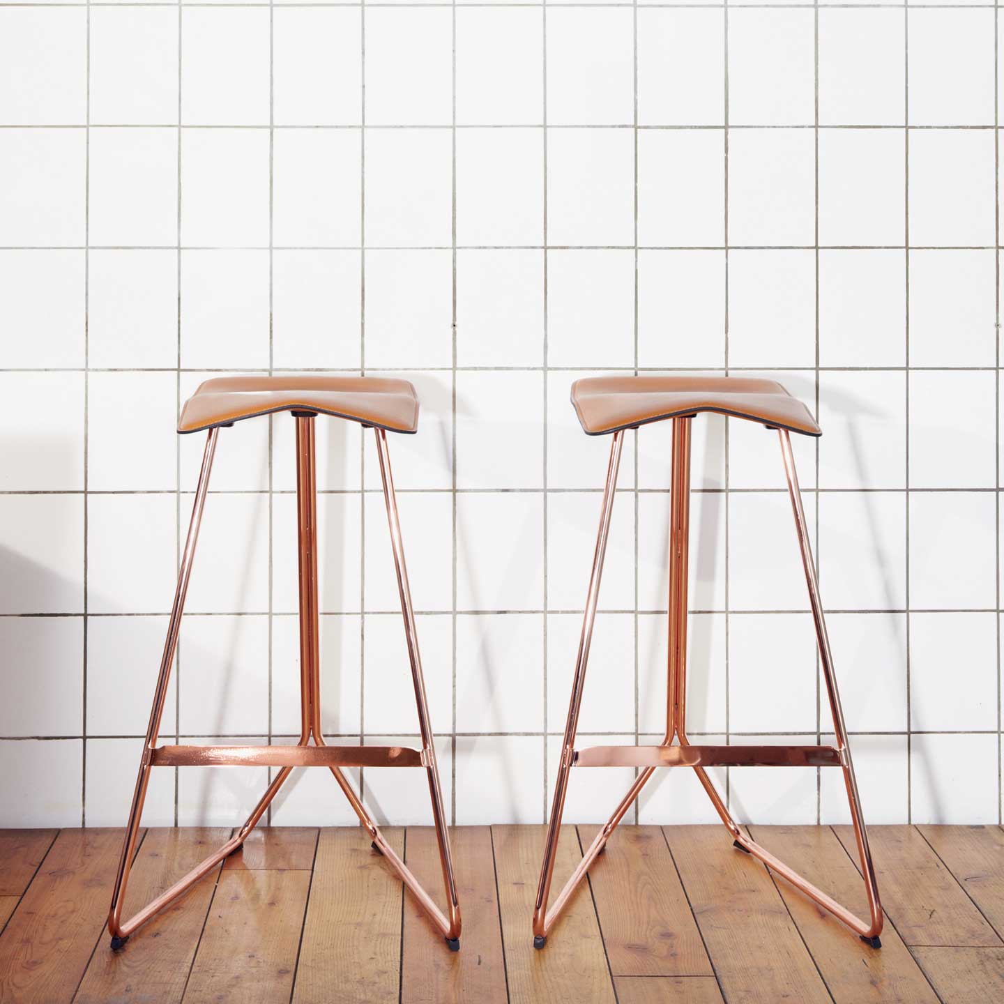 Triton Bar Stool | Caramel Leather Seat