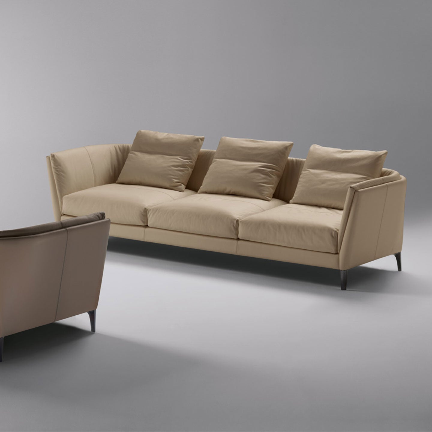 Bretagne 2 Seat Sofa | Leather 124376 'Nina' Beige